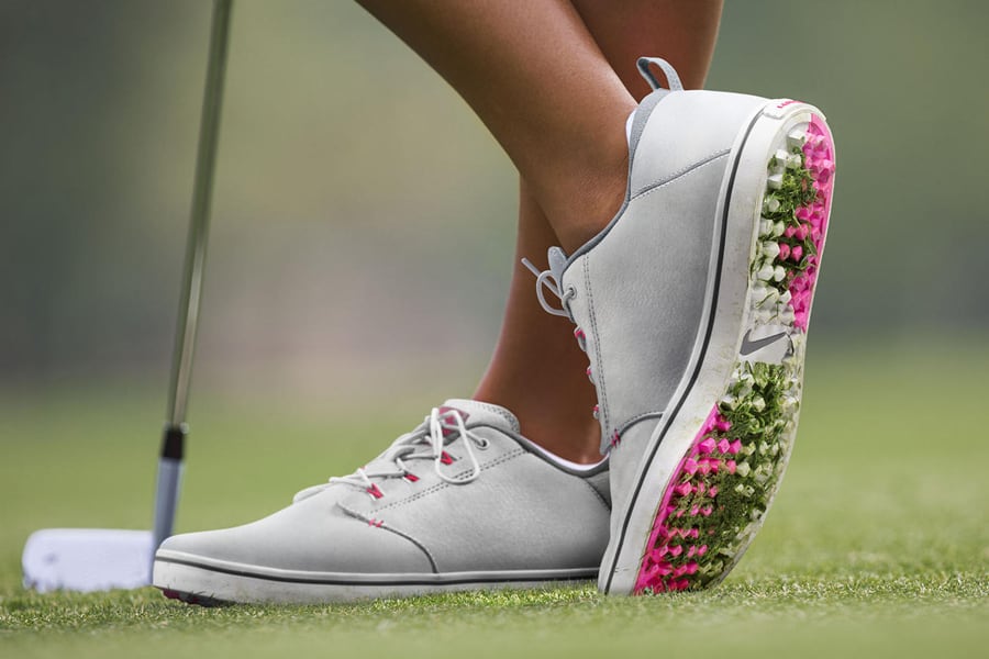 chaussures de golf semelles colorées Nike