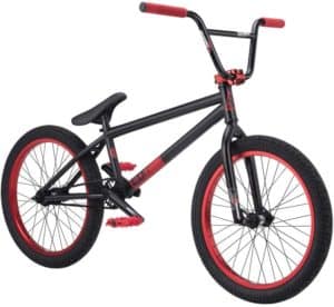 vélo BMX noir et rouge