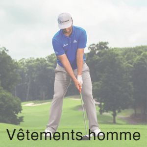 homme jouant au golf sur le green